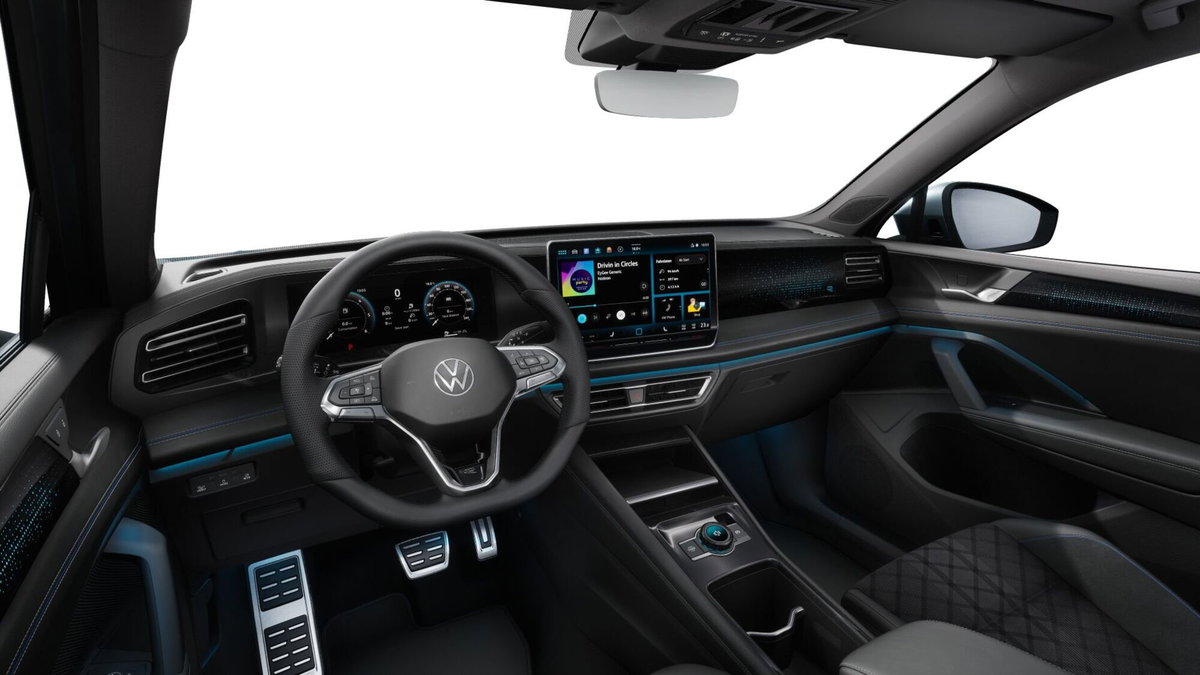 Volkswagen Tiguan 2.0 tdi R-Line 150cv dsg (5)