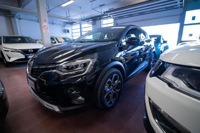 Renault Captur Plug-in Hybrid E-Tech 160 CV Intens usata