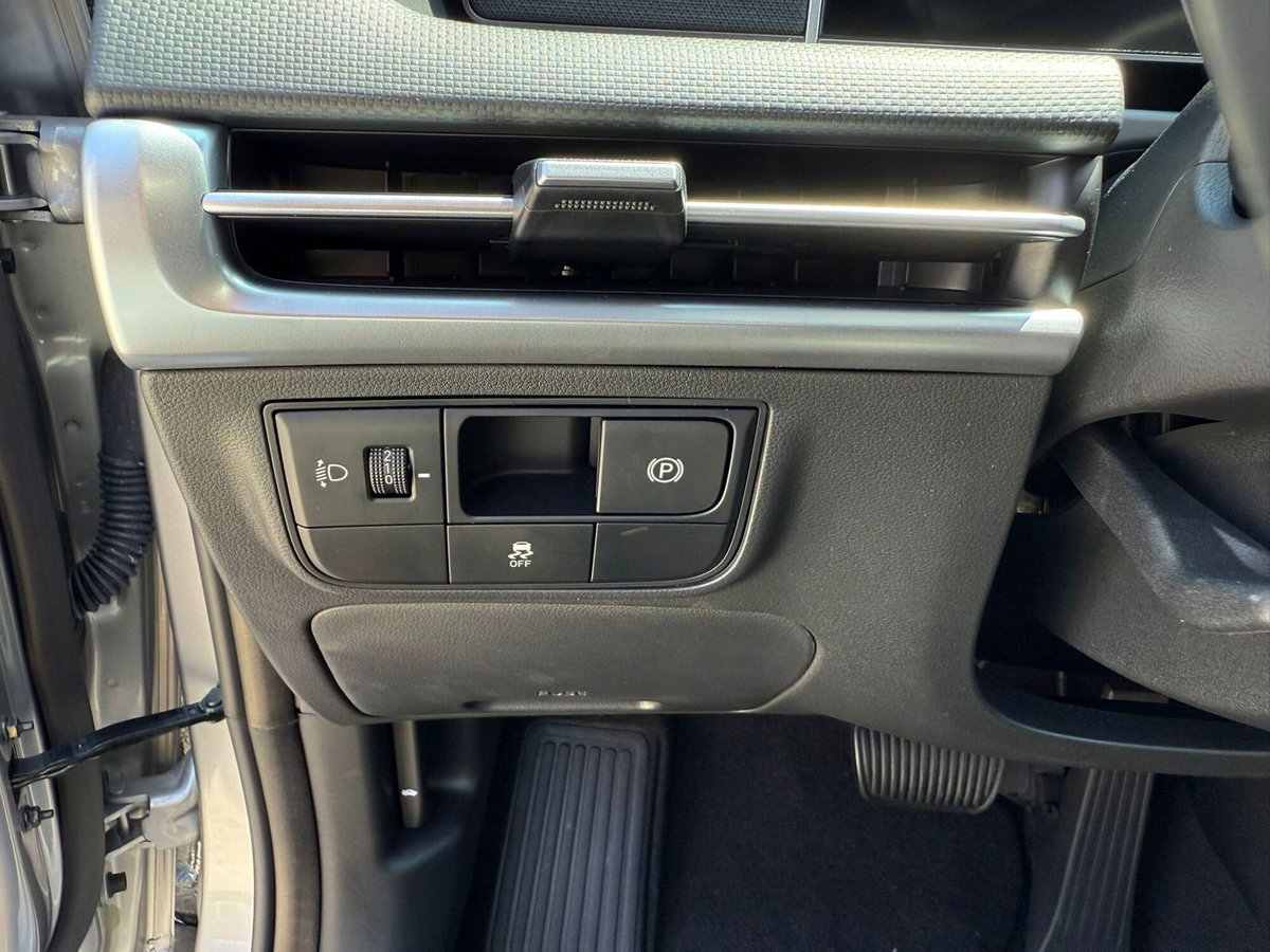 Hyundai Tucson 1.6 crdi 48V Business 2wd dct (19)