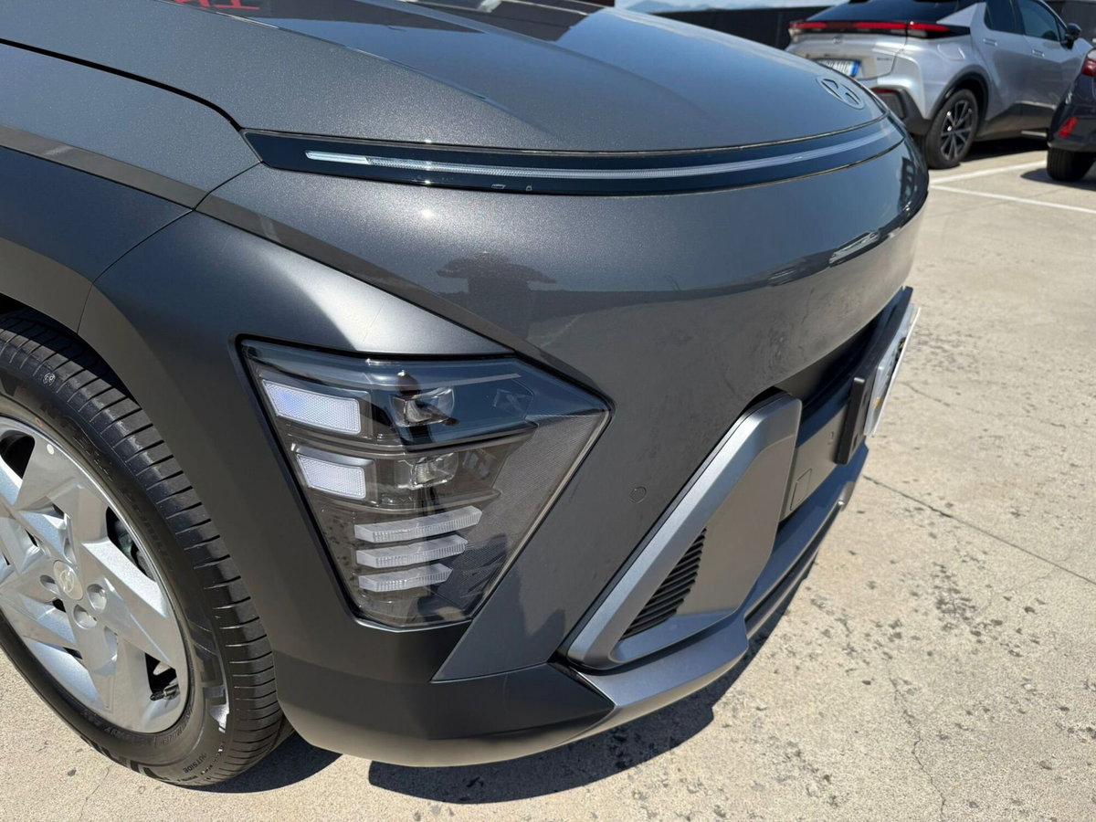 Hyundai Kona HEV 1.6 DCT XLine+ (12)