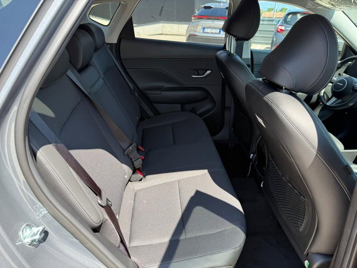Hyundai Kona HEV 1.6 DCT XLine+ (18)