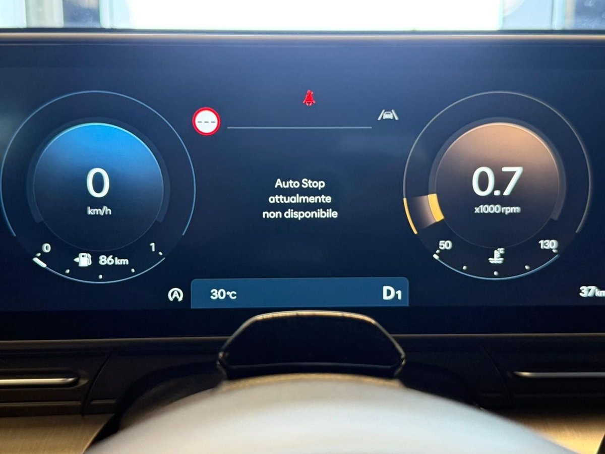 Hyundai Kona HEV 1.6 DCT XLine+ (19)