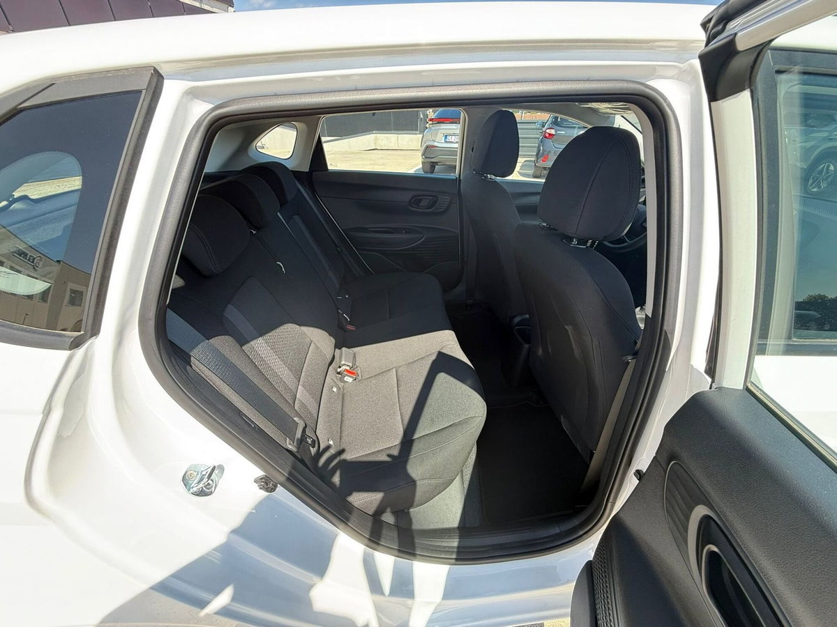 Hyundai i20 1.2 MPI MT ConnectLine (19)