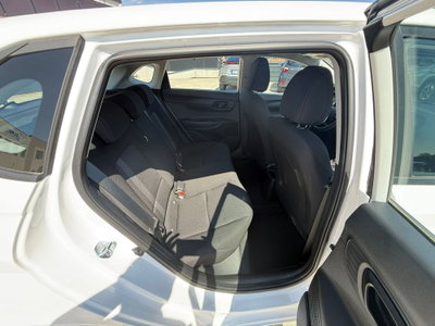 Hyundai i20 1.2 MPI MT ConnectLine (19)