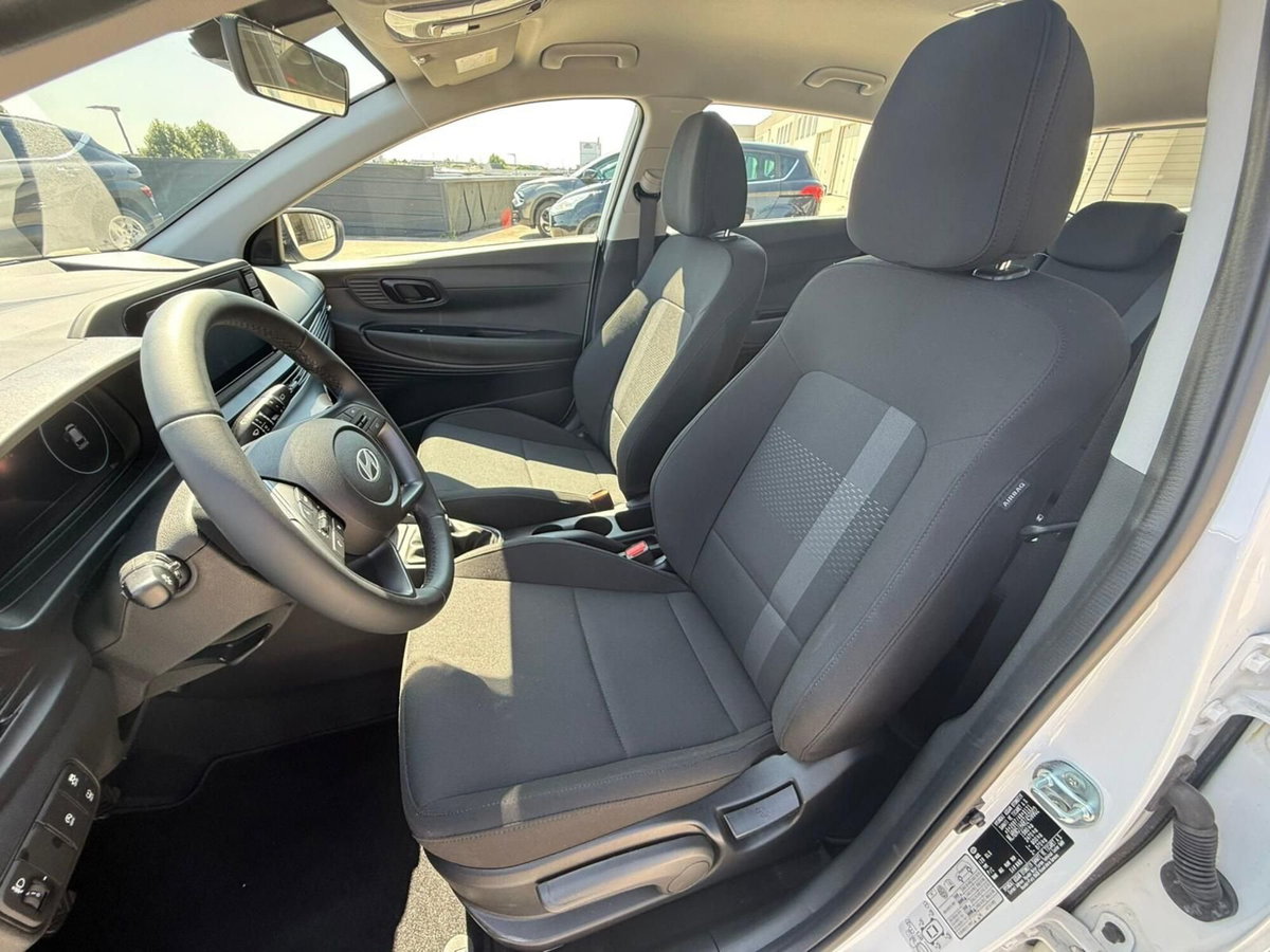 Hyundai i20 1.2 MPI MT ConnectLine (2)