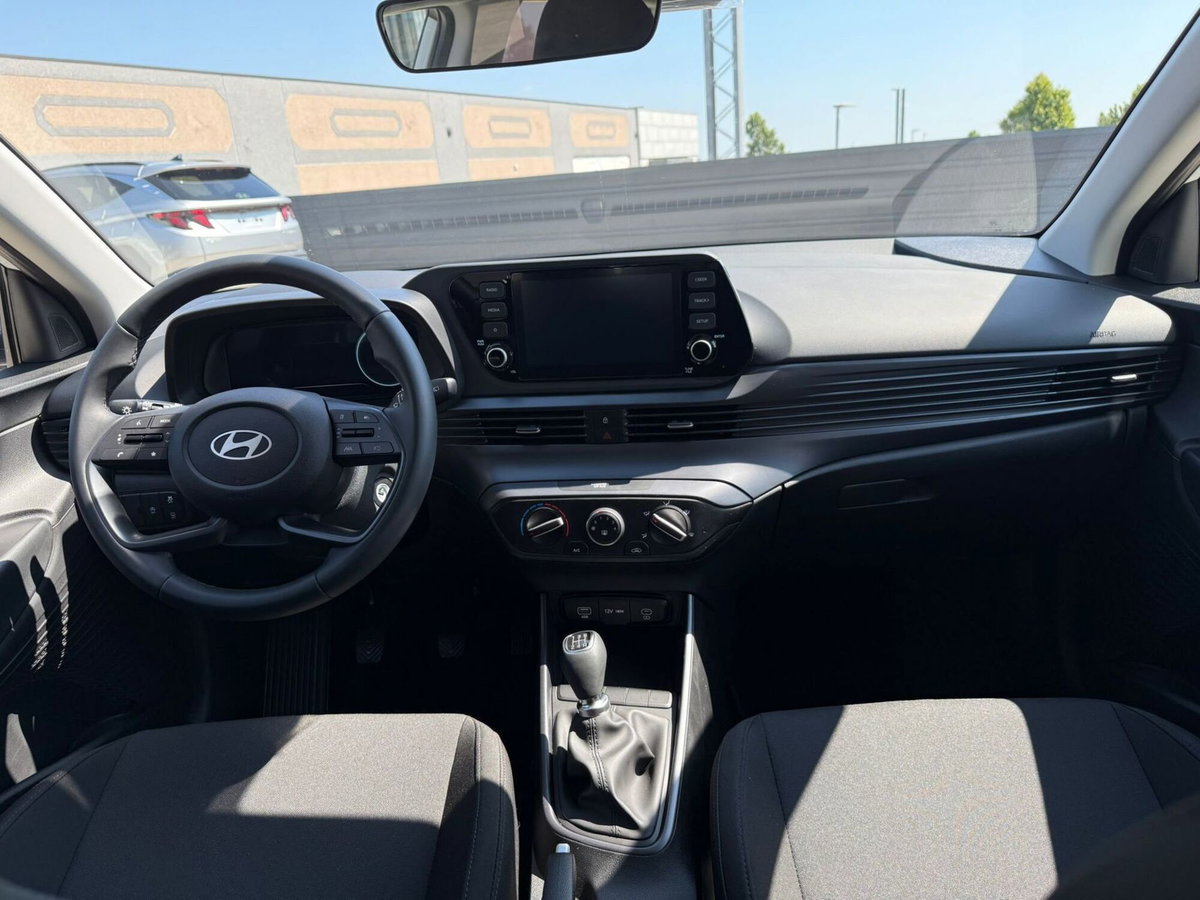 Hyundai i20 1.2 MPI MT ConnectLine (20)