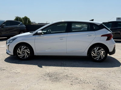 Hyundai i20 1.2 MPI MT ConnectLine (7)