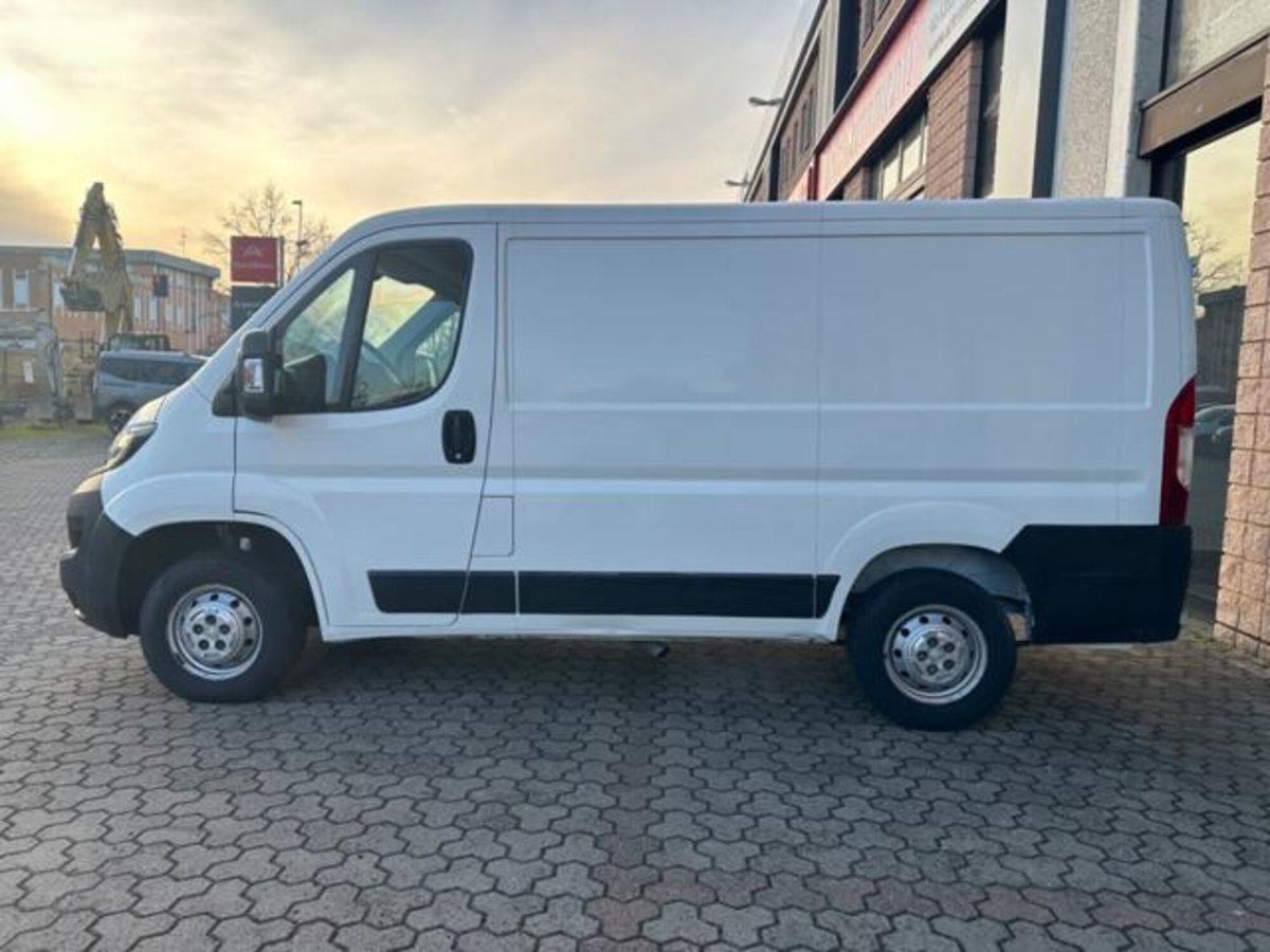 Peugeot Boxer Furgone 328 2.2 BlueHDi 120 S&S PC-TN Furgone (4)