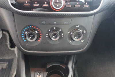 Fiat Punto Evo 1.3 MJT 75 DPF S&S 5p.Van Dynamic (14)