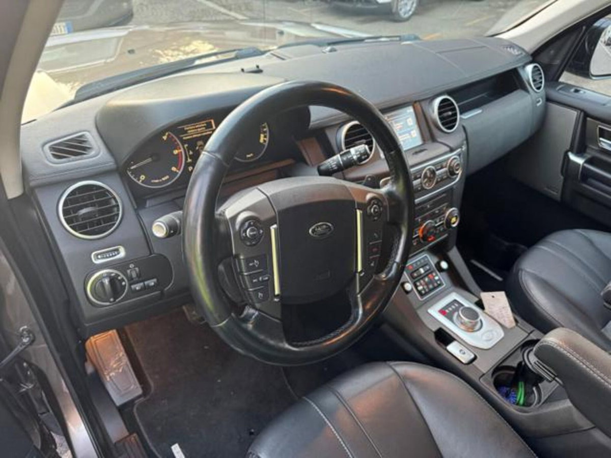 Land Rover Discovery 4 3.0 SDV6 249CV HSE (11)