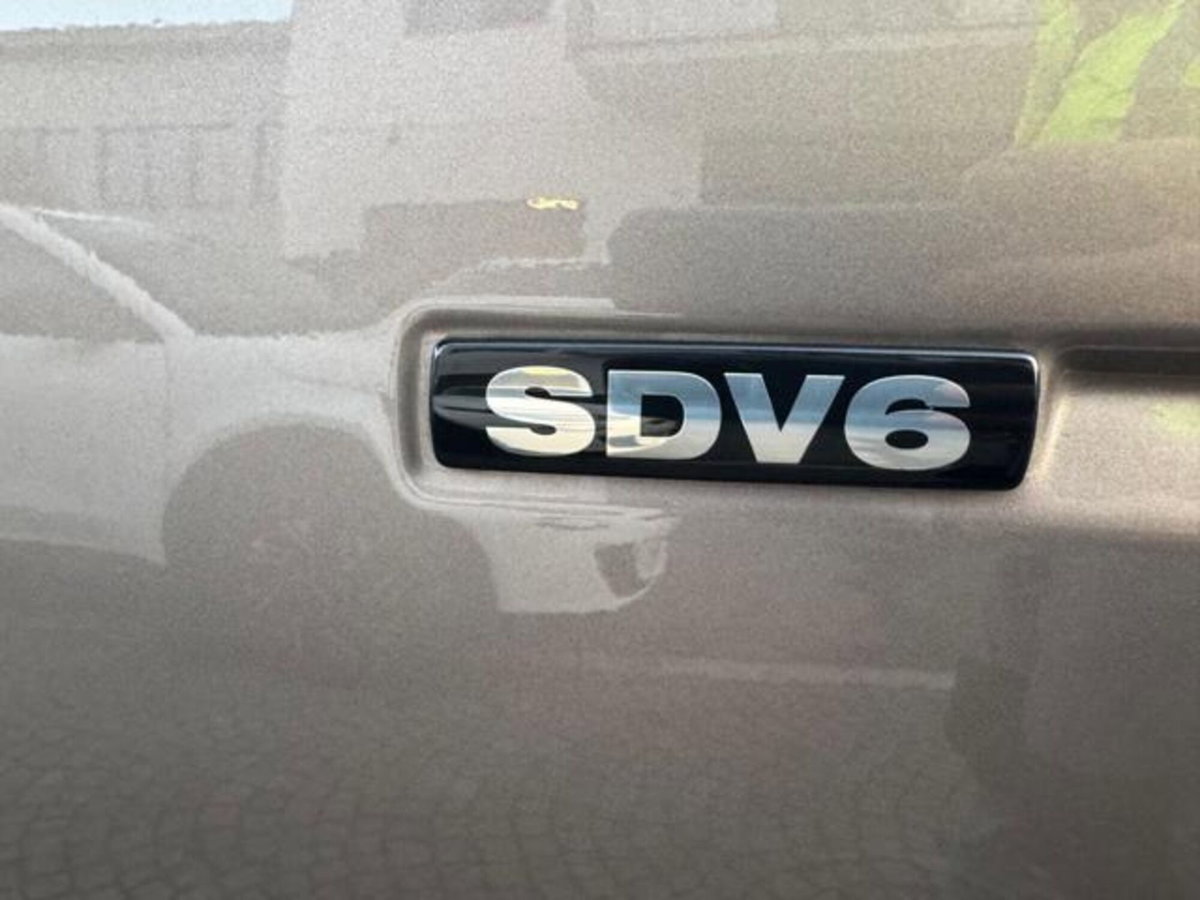Land Rover Discovery 4 3.0 SDV6 249CV HSE (9)