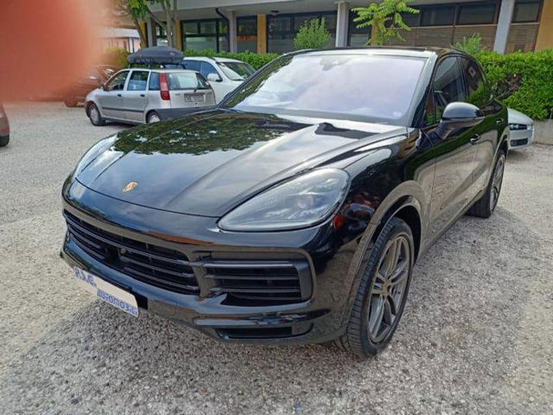 Porsche Cayenne 3.0 V6