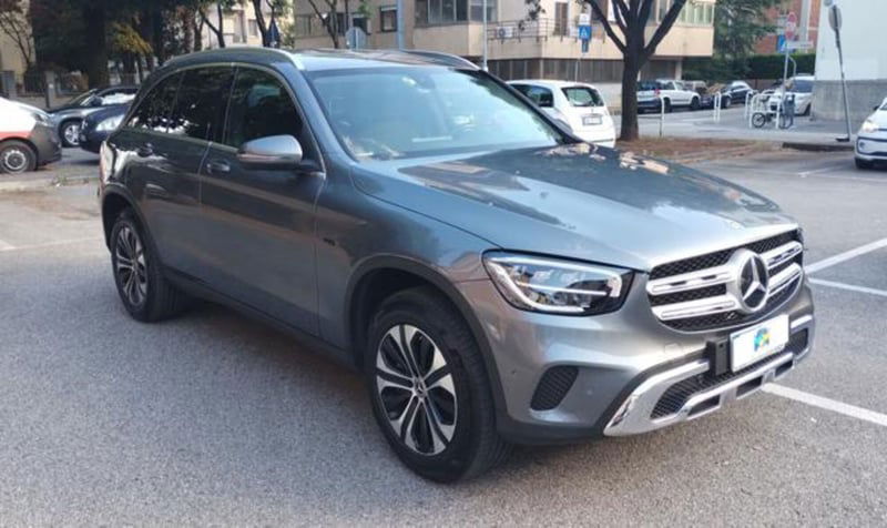 Mercedes-Benz GLC SUV 300 de 4Matic Plug-in hybrid Sport