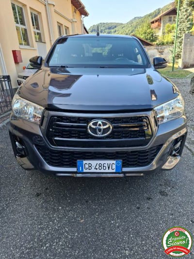 Toyota Hilux 2.D-4D 4WD porte Double Cab Comfort usato