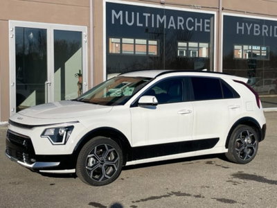 Kia Niro 1.6 GDi DCT HEV Business (2)