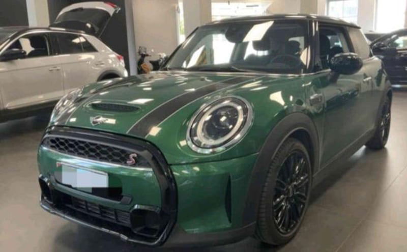 MINI Mini 2.0 Cooper S Essential