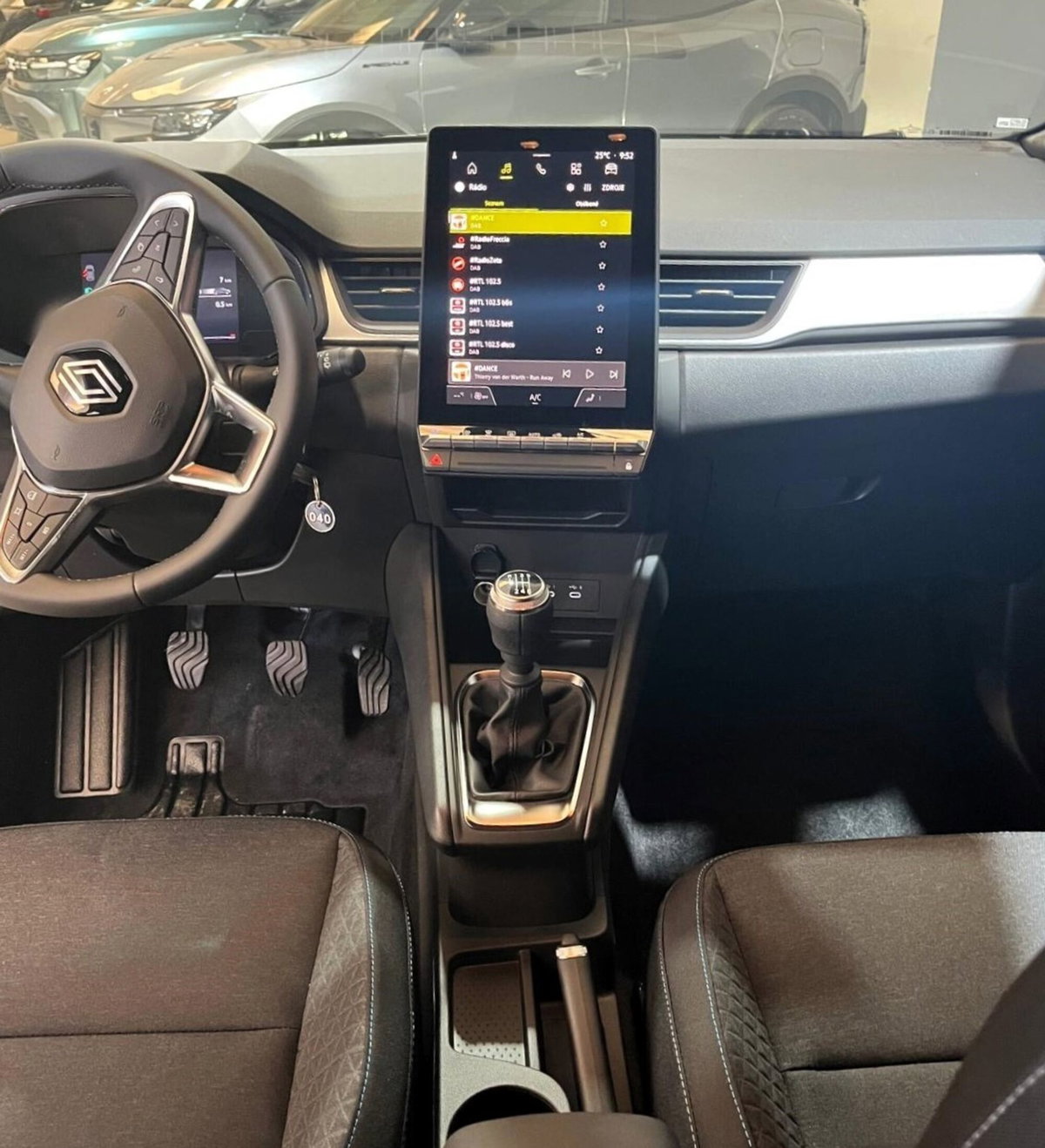 Renault Captur 1.0 eco-g Evolution 100cv (19)
