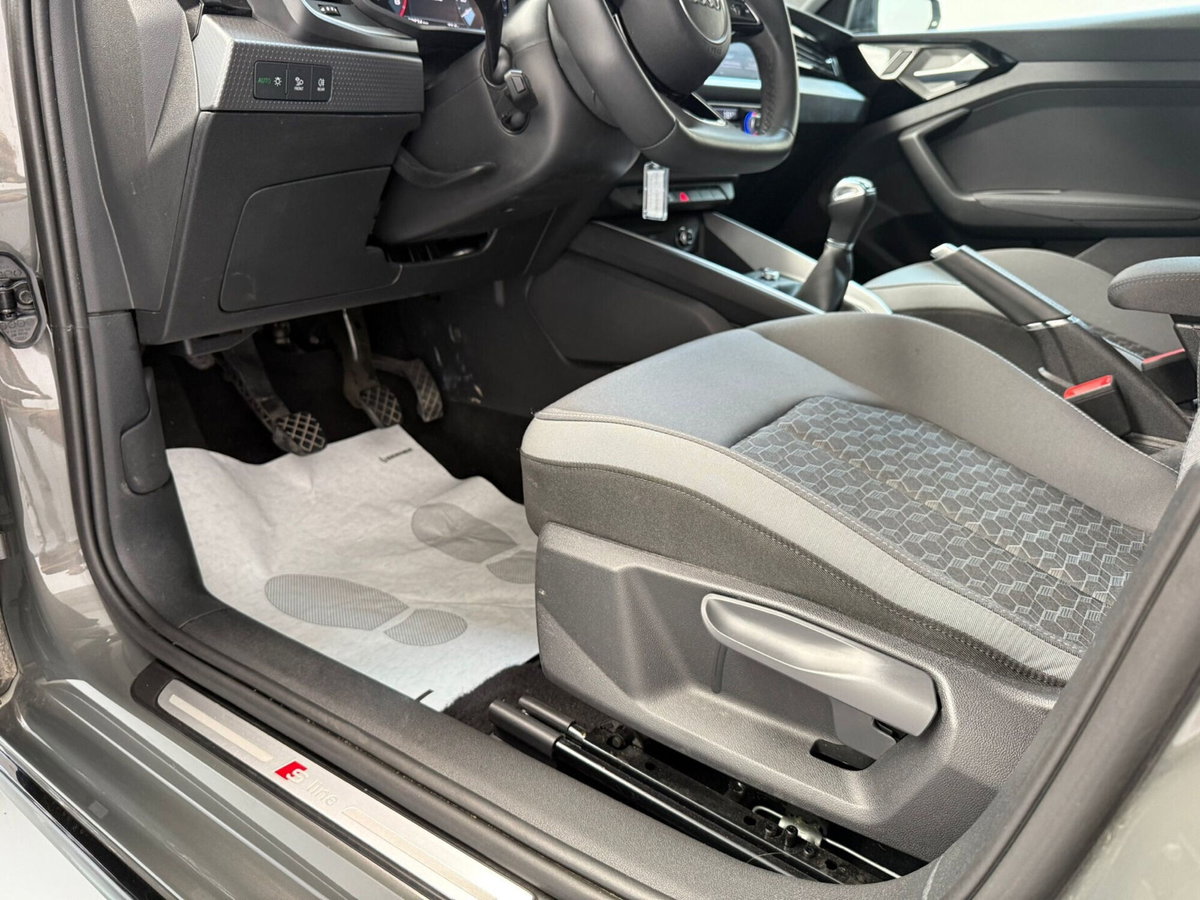 Audi A1 Sportback 30 TFSI S line edition (13)