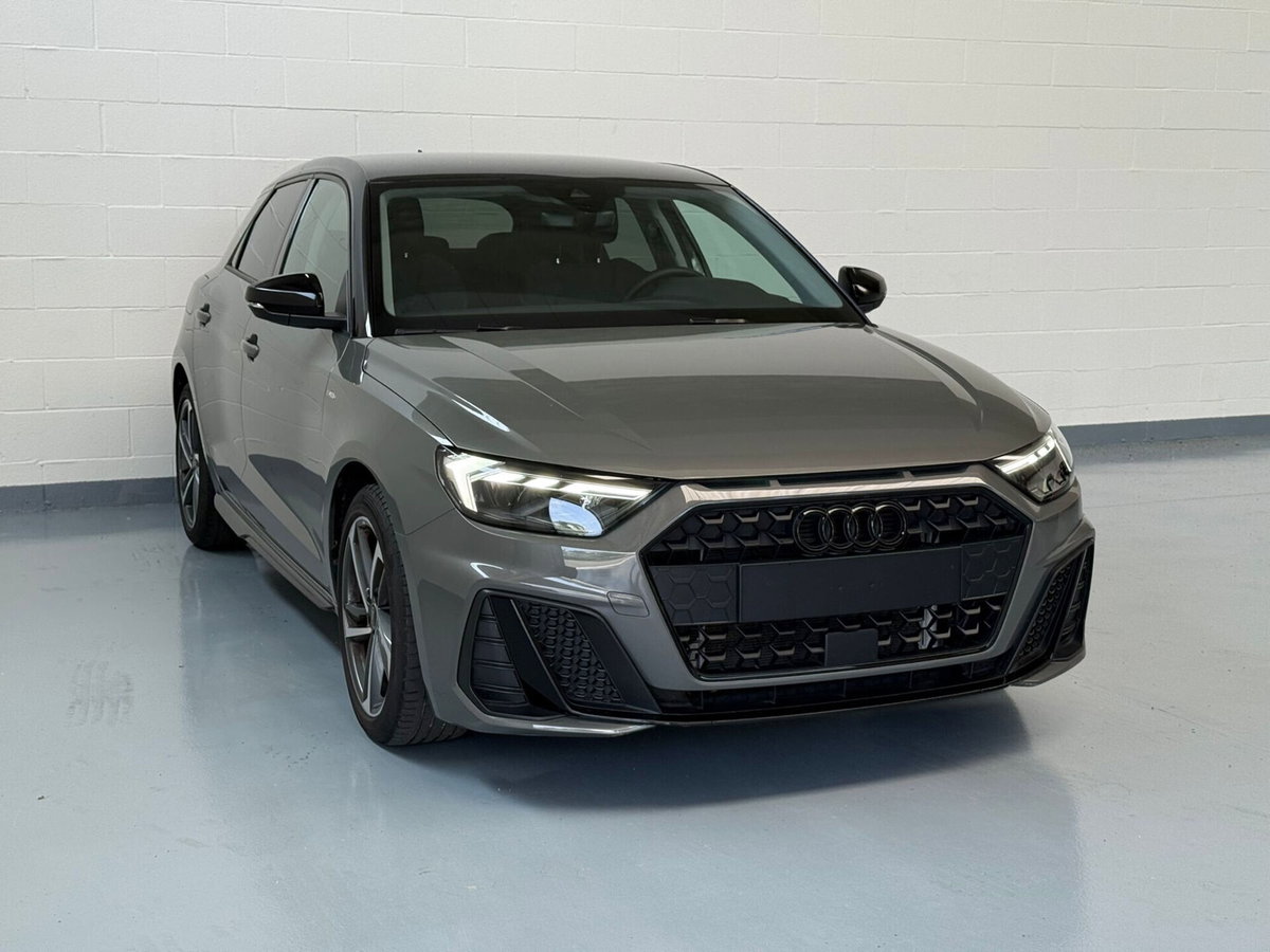 Audi A1 Sportback 30 TFSI S line edition (2)