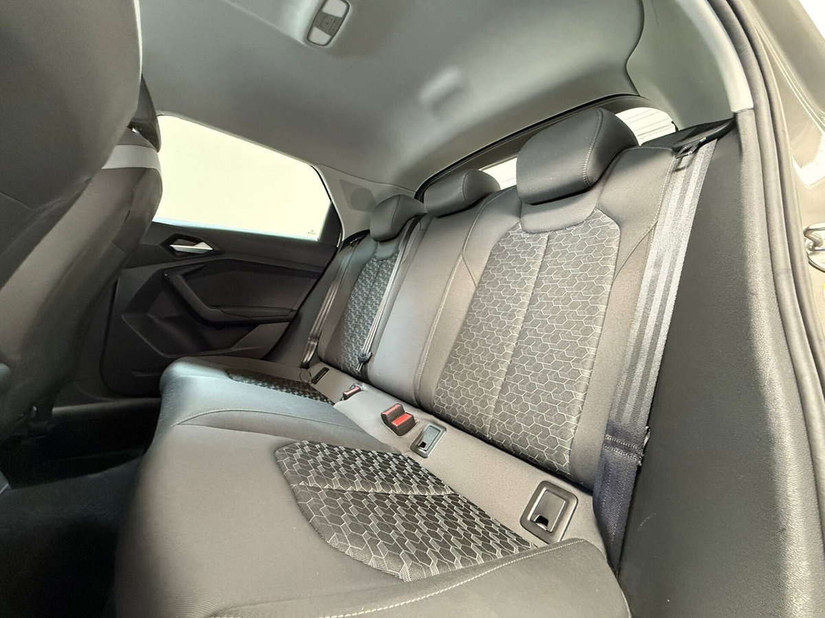 Audi A1 Sportback 30 TFSI S line edition (8)
