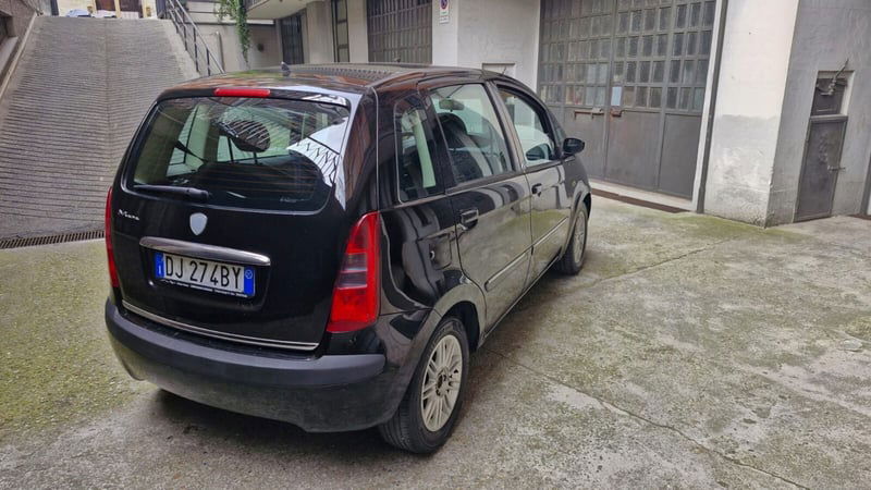 Lancia Musa 1.4 16V Platino