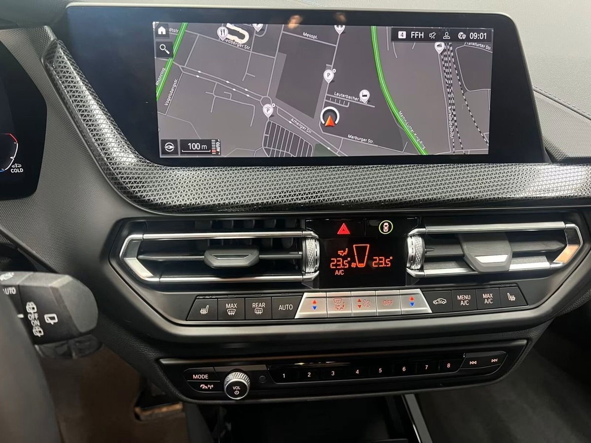BMW Serie 1 130i cat 5 porte Msport (10)