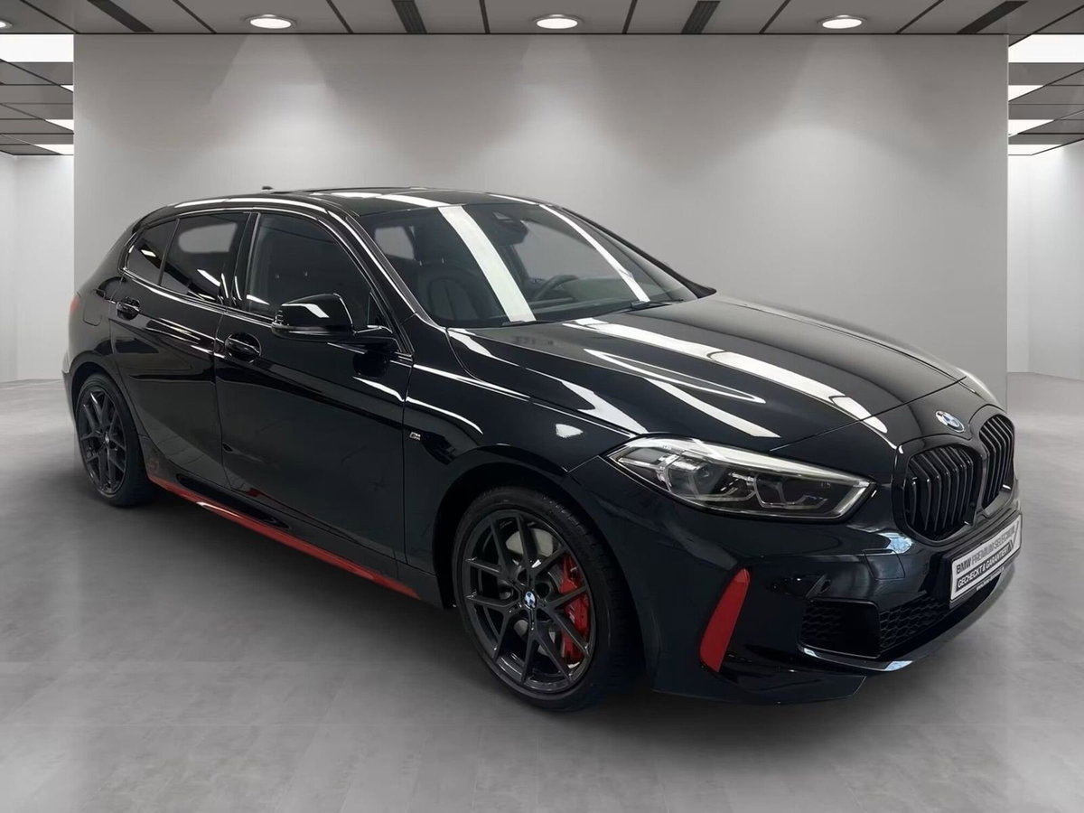 BMW Serie 1 130i cat 5 porte Msport (2)