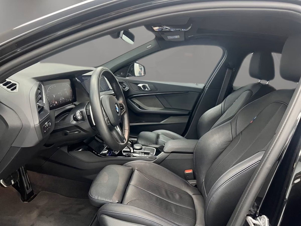 BMW Serie 1 130i cat 5 porte Msport (7)