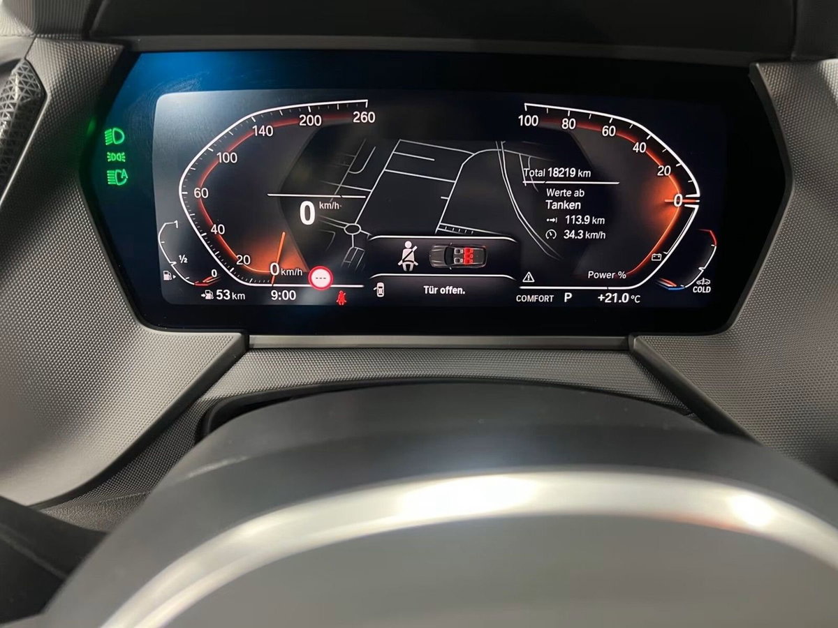 BMW Serie 1 130i cat 5 porte Msport (8)