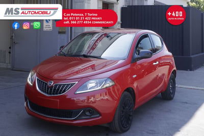 Lancia Ypsilon 1.0 FireFly 5 porte S&S Hybrid Silver Plus usata