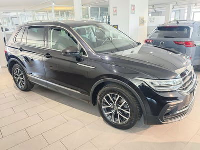 Volkswagen Tiguan 2.0 TDI 150 CV SCR DSG 4MOTION Life usata