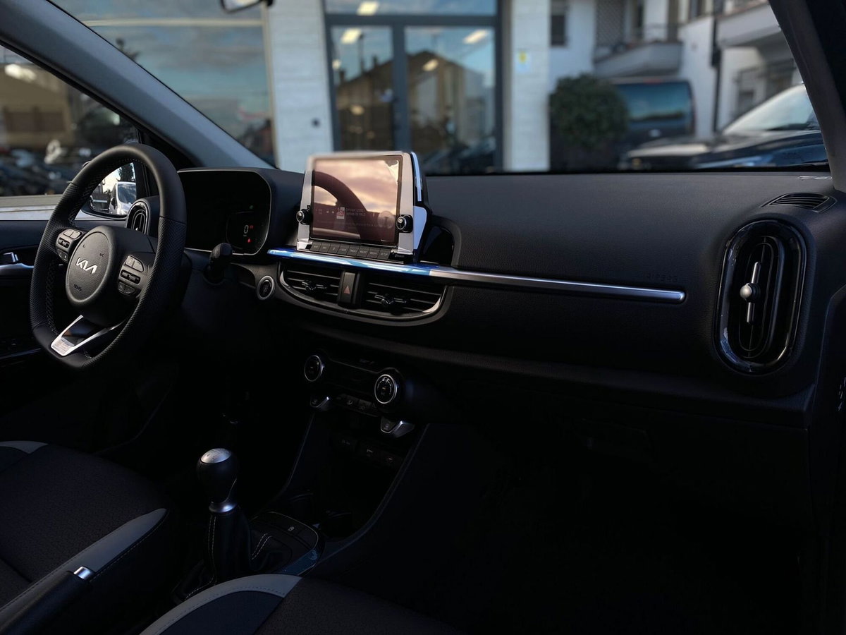 Kia Picanto 1.0 mpi Urban (13)