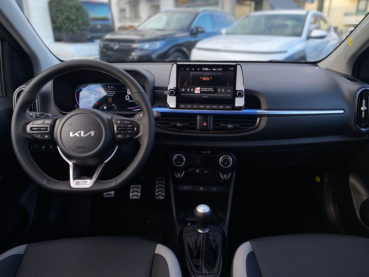 Kia Picanto 1.0 mpi Urban (9)