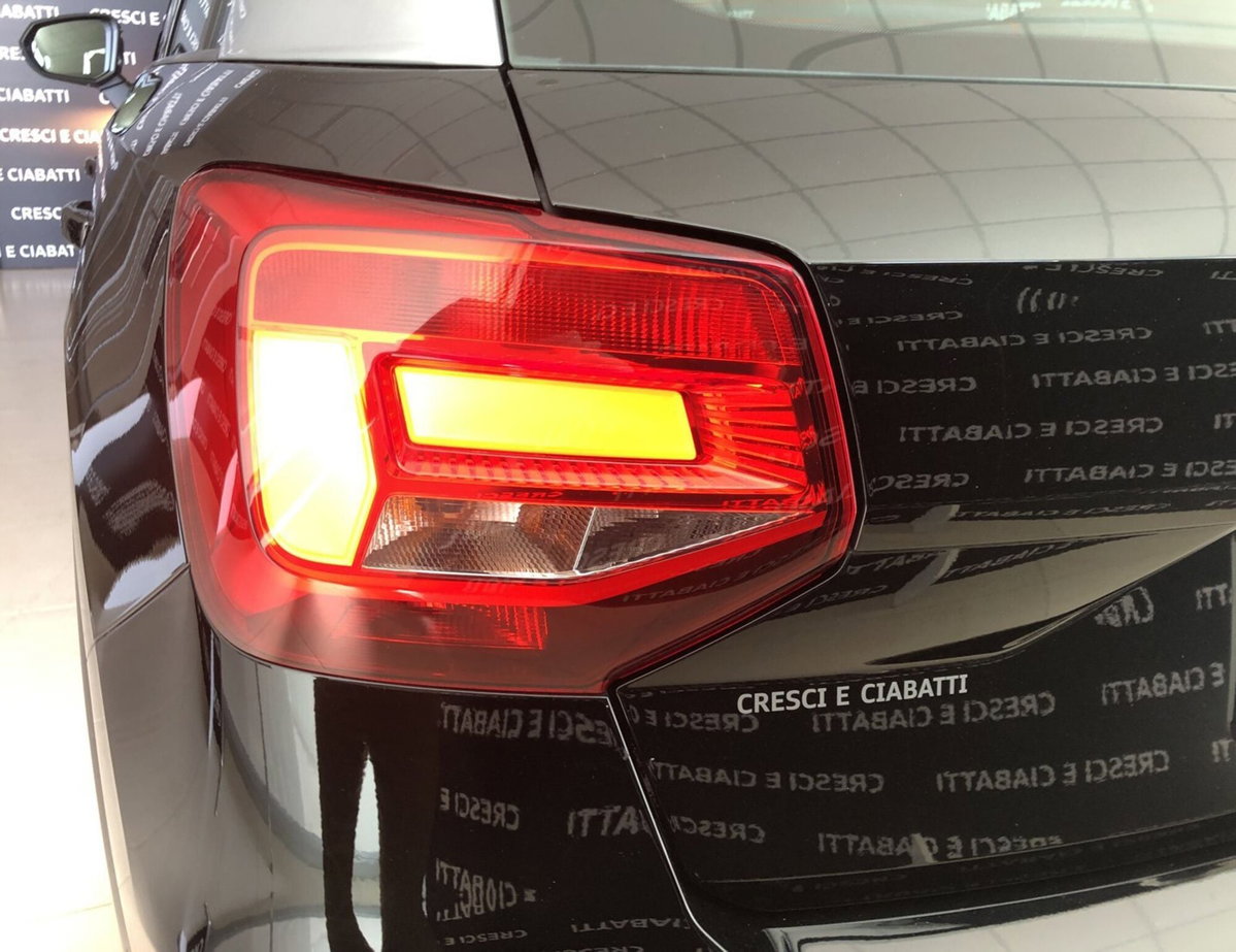 Audi Q2 Q2 1.6 TDI S tronic Sport (5)