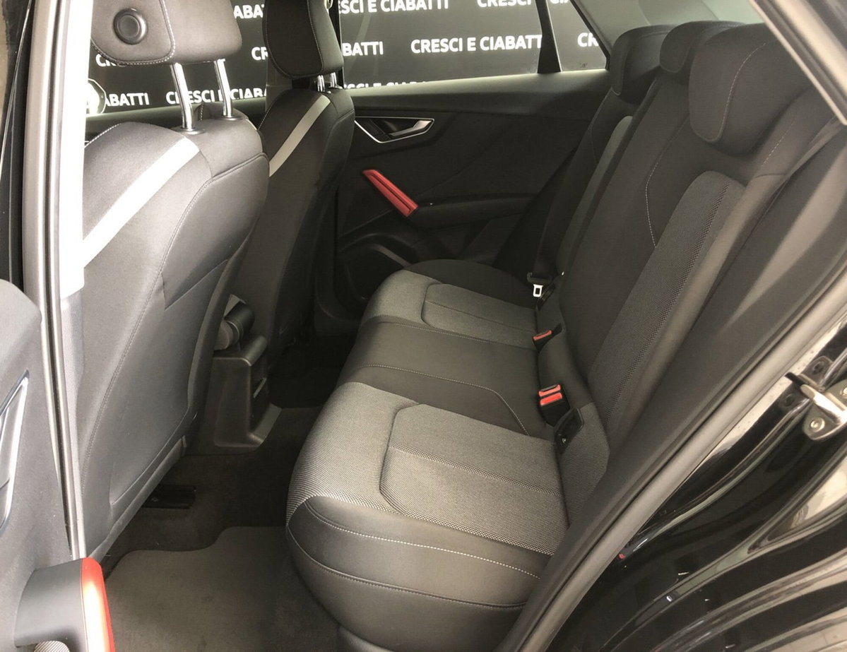 Audi Q2 Q2 1.6 TDI S tronic Sport (8)