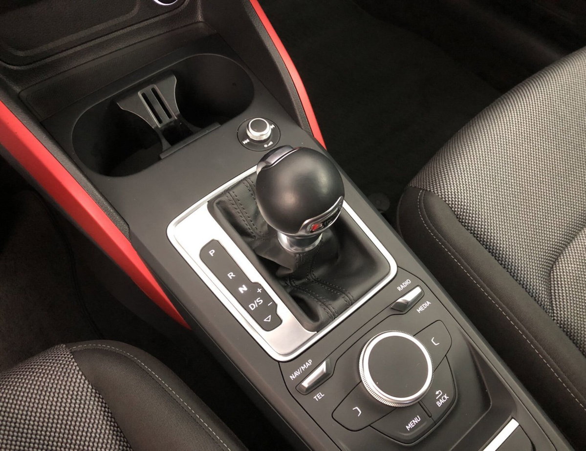 Audi Q2 Q2 1.6 TDI S tronic Sport (9)