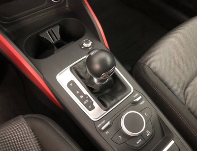 Audi Q2 Q2 1.6 TDI S tronic Sport (9)