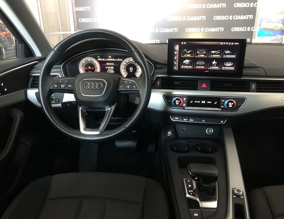 Audi A4 40 TDI quattro S tronic Business Advanced (10)