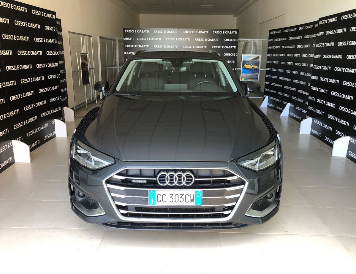 Audi A4 40 TDI quattro S tronic Business Advanced (3)