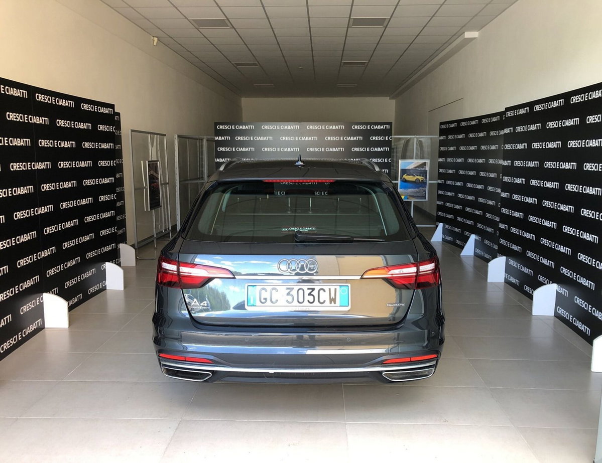 Audi A4 40 TDI quattro S tronic Business Advanced (4)