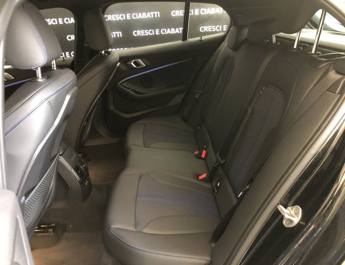 BMW Serie 1 116d 5p. Sport (10)
