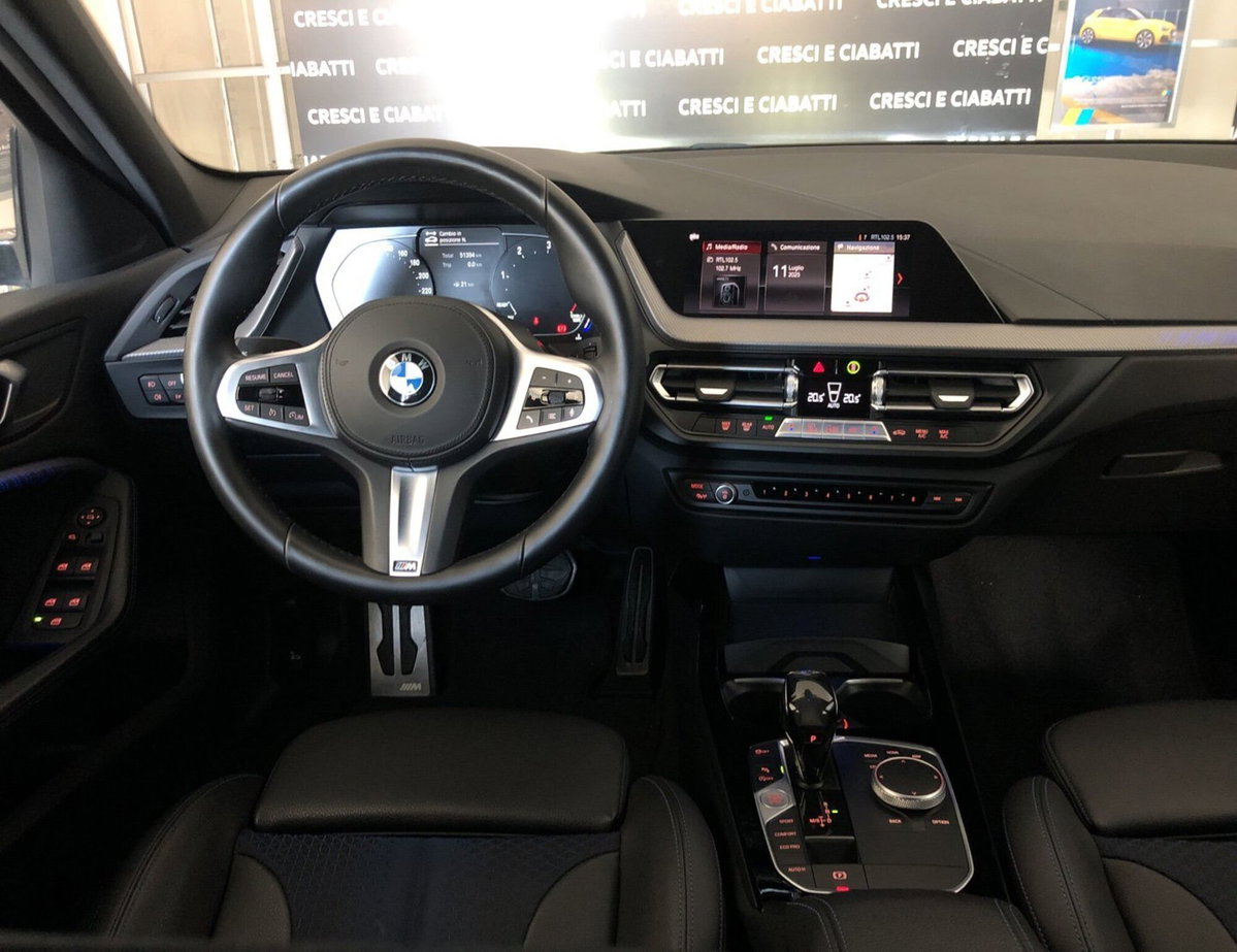 BMW Serie 1 116d 5p. Sport (11)