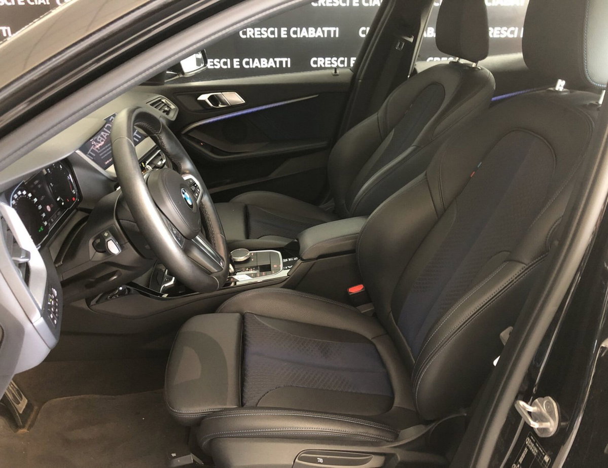 BMW Serie 1 116d 5p. Sport (9)