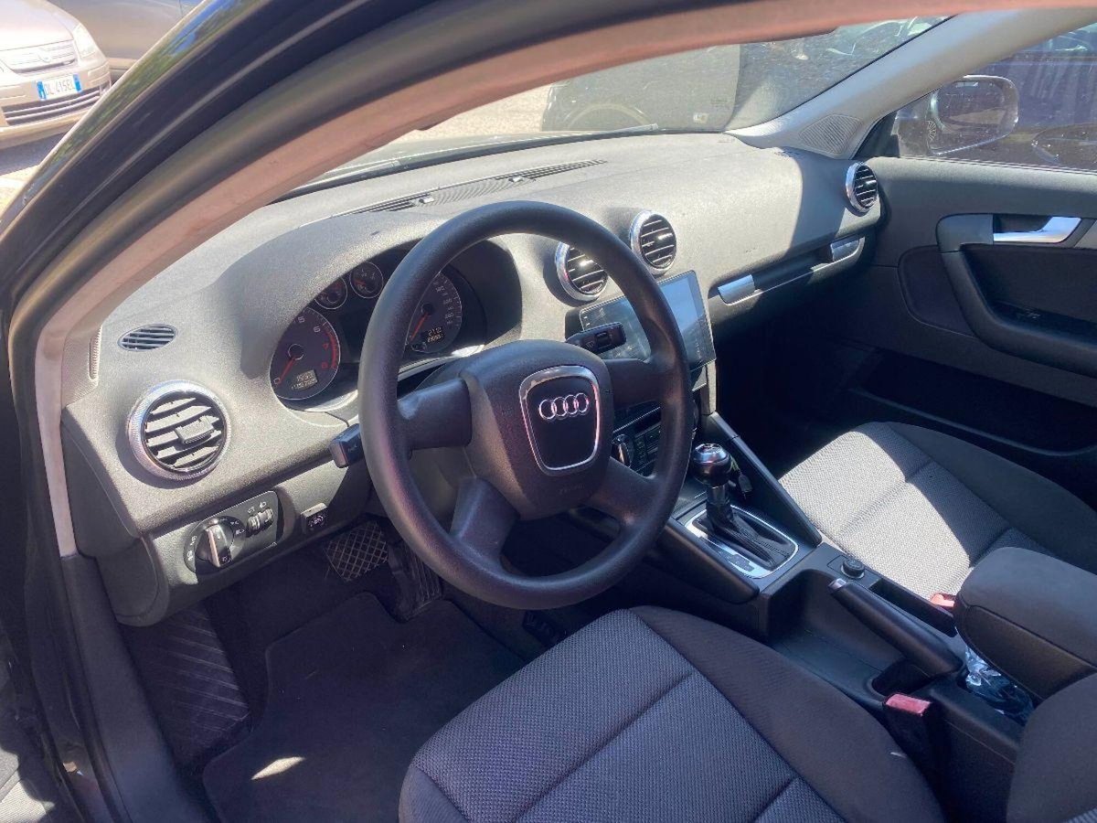 Audi A3 1.4 16V TFSI S tronic Attraction (4)