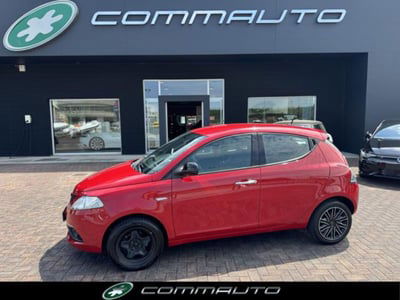 Lancia Ypsilon 1.2 69 CV 5 porte Gold usata