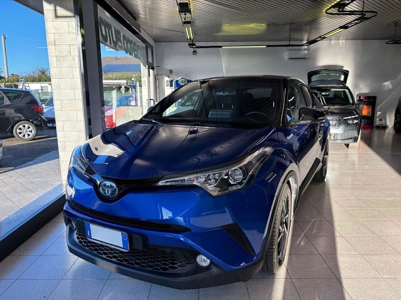 Toyota Toyota C-HR 1.8 Hybrid E-CVT Style