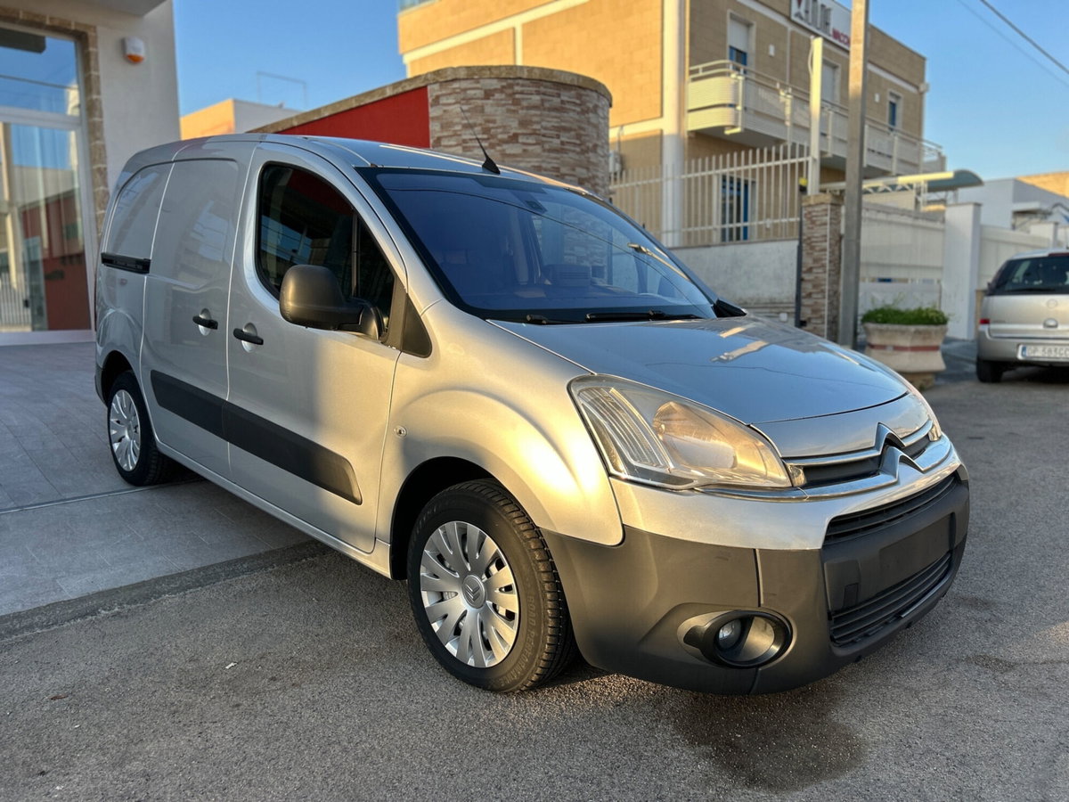 Citroen Berlingo 1.6 HDi 90CV Multispace (2)