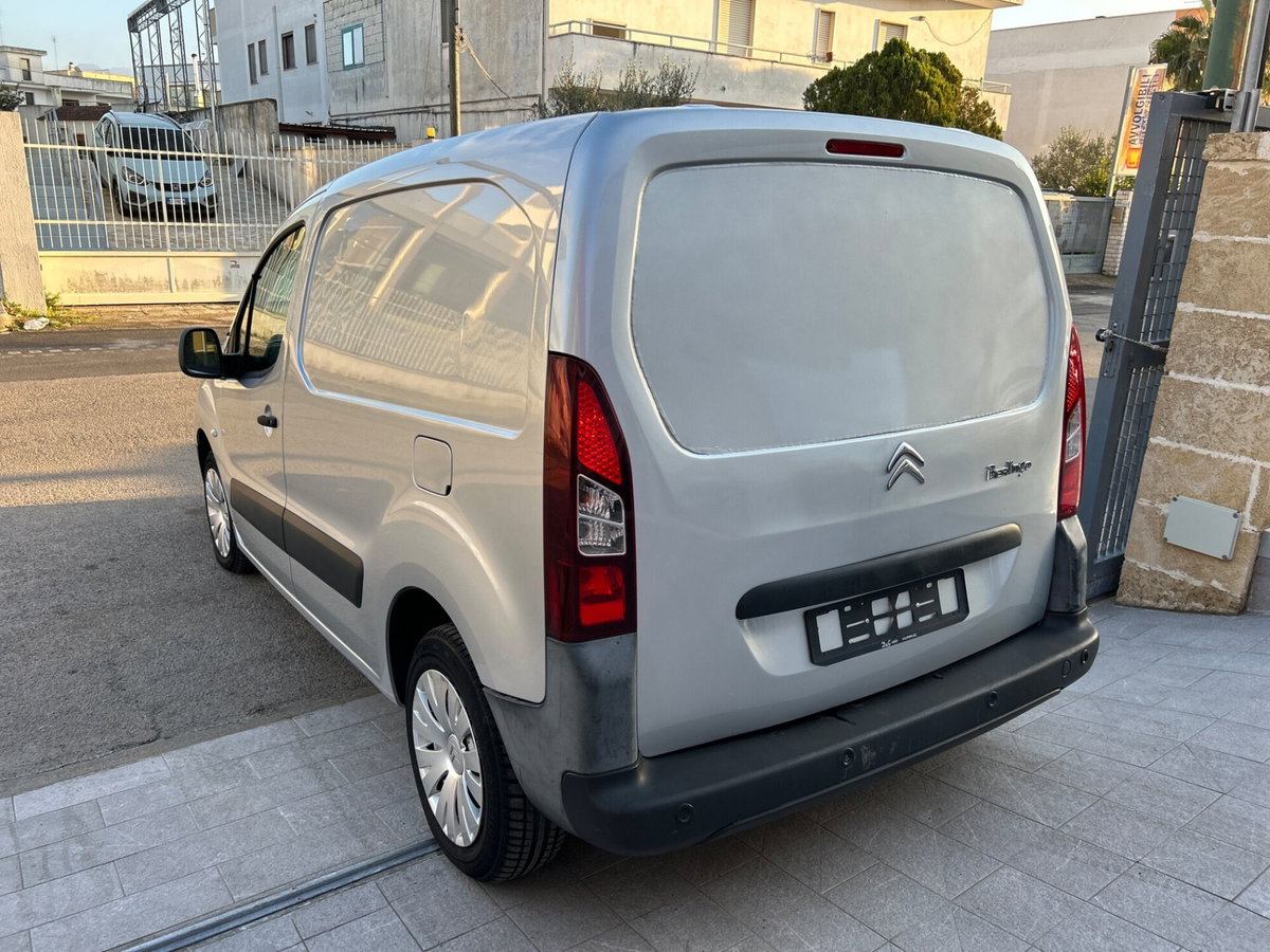 Citroen Berlingo 1.6 HDi 90CV Multispace (4)