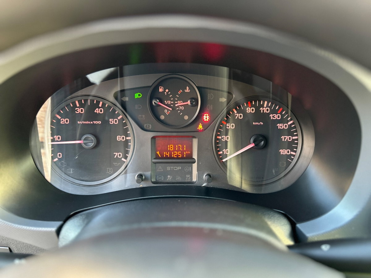 Citroen Berlingo 1.6 HDi 90CV Multispace (7)