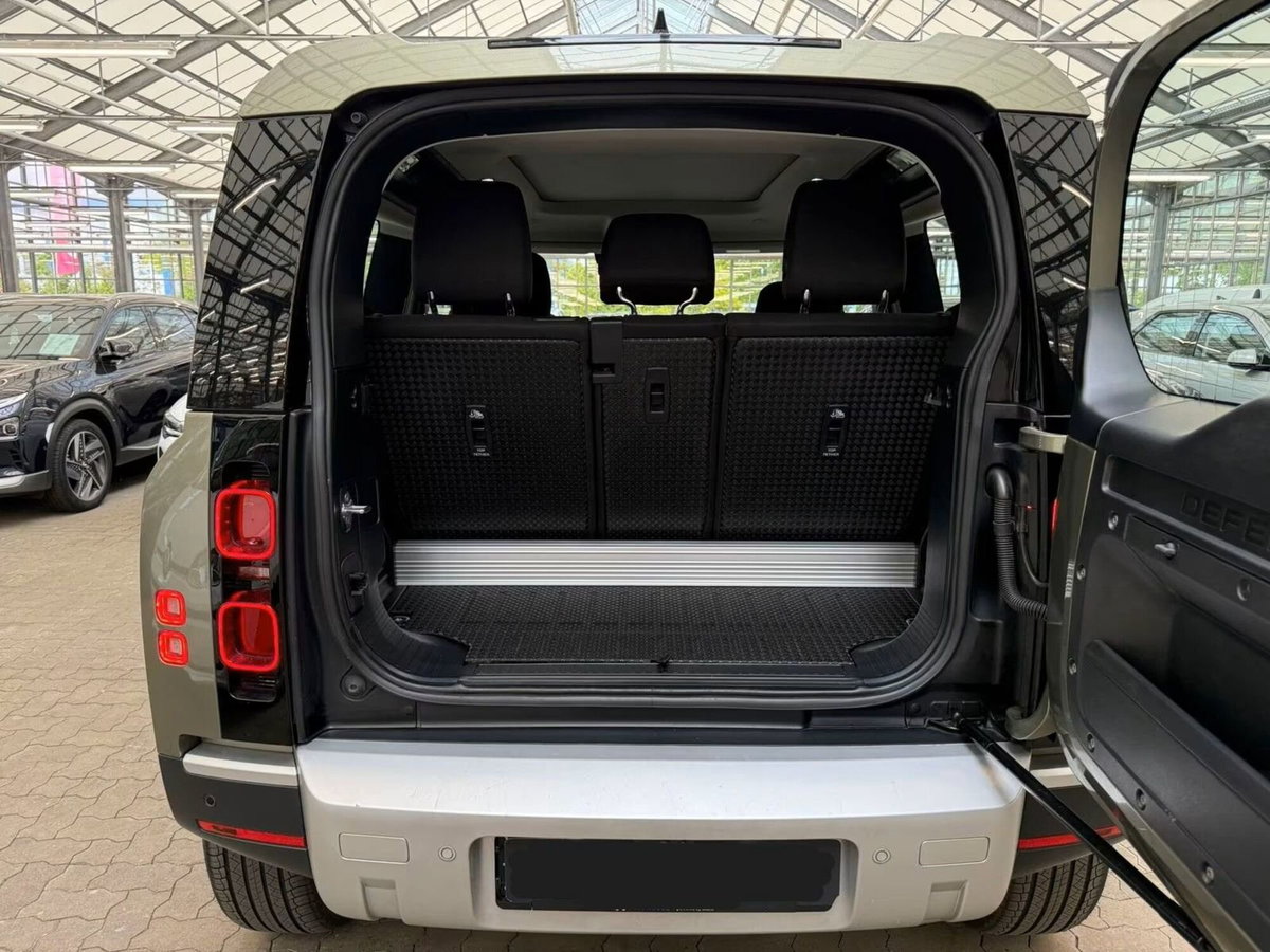 Land Rover Defender 90 3.0D I6 200 CV AWD Auto Commercial (6)